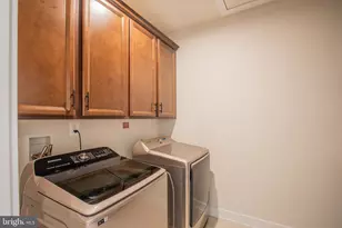 3147 Cavalier Wood Rd, Ellicott City, MD 21042 - Photo 38