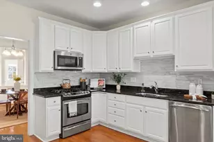 4104 Lotus Cir, Ellicott City, MD 21043 - Photo 10