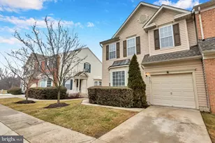 6121 Kovach Ct, Ellicott City, MD 21043 - Photo 4