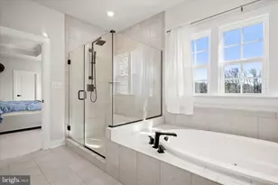 7936 Lawndale Cir, Columbia, MD 21044 - Photo 36