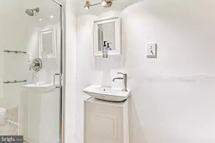 5995 Rowanberry Dr, Elkridge, MD 21075 - Photo 18