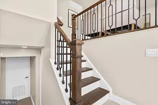 10747 Evening Wind Ct, Columbia, MD 21044 - Photo 2