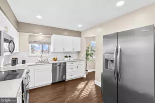 10747 Evening Wind Ct, Columbia, MD 21044 - Photo 12