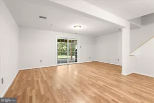 8800 Manahan Dr, Ellicott City, MD 21043 - Photo 38