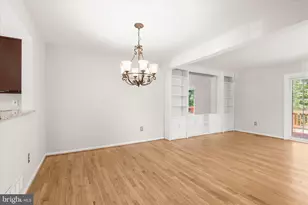 8800 Manahan Dr, Ellicott City, MD 21043 - Photo 18