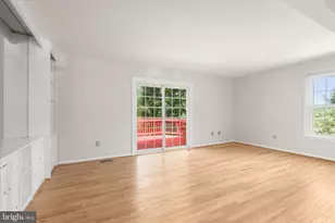 8800 Manahan Dr, Ellicott City, MD 21043 - Photo 20