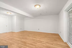 8800 Manahan Dr, Ellicott City, MD 21043 - Photo 40