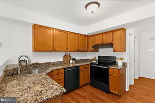 8666 Manahan Dr, Ellicott City, MD 21043 - Photo 12