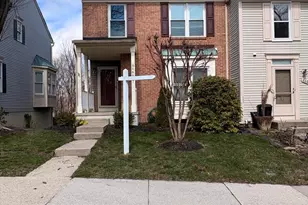 8666 Manahan Dr, Ellicott City, MD 21043 - Photo 4