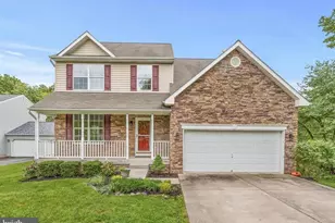 8375 Mitzy Ln, Ellicott City, MD 21043 - Photo 2