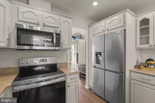 7263 Dockside Ln, Columbia, MD 21045 - Photo 12