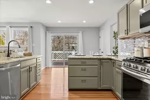 8005 Roland Ct, Elkridge, MD 21075 - Photo 14