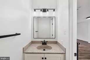 6096 Majors Ln, Columbia, MD 21045 - Photo 8