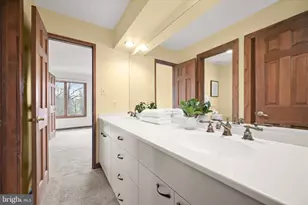 13304 Ridgewood Dr, Ellicott City, MD 21042 - Photo 44