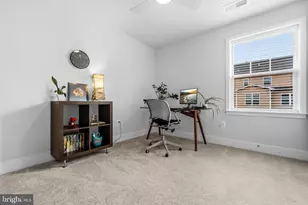 6416 Meadows Ln, Columbia, MD 21045 - Photo 32