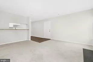 4732 Dorsey Hall Dr, Ellicott City, MD 21042 - Photo 10