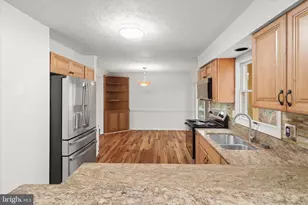 10895 Beech Creek Dr, Columbia, MD 21044 - Photo 20