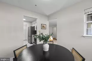 8585 Falls Run Rd, Ellicott City, MD 21043 - Photo 12