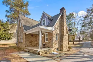 2762 Old St Johns Ln, Ellicott City, MD 21042 - Photo 2