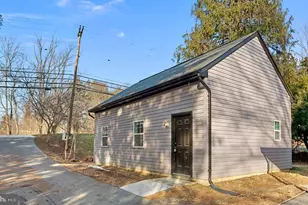 2762 Old St Johns Ln, Ellicott City, MD 21042 - Photo 20