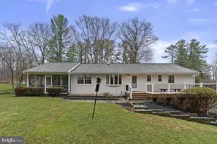 10115 Green Clover Dr, Ellicott City, MD 21042 - Photo 4