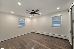 10725 E Crestview Ln, Laurel, MD 20723 - Photo 22