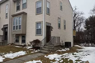 7812 Whistling Ct, Ellicott City, MD 21043 - Photo 2