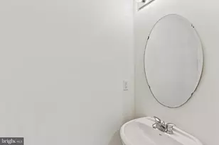 7039 Oak Grove Way, Elkridge, MD 21075 - Photo 2