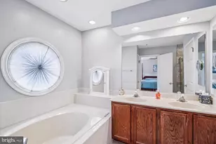 8735 Birkenhead Ct, Laurel, MD 20723 - Photo 36