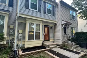 9605 Lambeth Ct, Columbia, MD 21046 - Photo 2