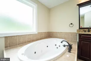 6291 W Rockburn Hill Rd, Elkridge, MD 21075 - Photo 40