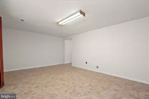 9015 Moving Water Ln, Columbia, MD 21046 - Photo 38