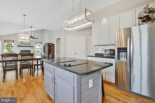 5207 New Prospect Ct, Ellicott City, MD 21043 - Photo 16