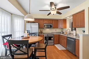 8016 Brightlight Pl, Ellicott City, MD 21043 - Photo 8