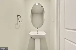 7916 Potter Pl, Elkridge, MD 21075 - Photo 14