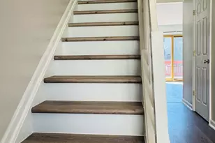 7002 Knighthood Ln, Columbia, MD 21045 - Photo 4