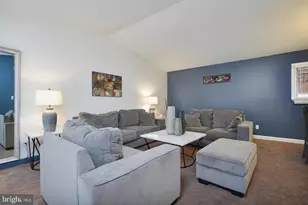 10617 Green Mountain Cir, Columbia, MD 21044 - Photo 6