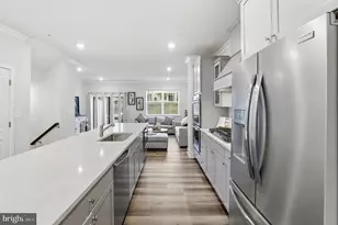 11802 Summer Woods Pl, Marriottsville, MD 21104 - Photo 14