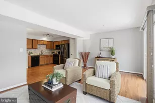 7061 Holly Springs Ln, Elkridge, MD 21075 - Photo 16