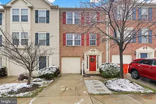 7061 Holly Springs Ln, Elkridge, MD 21075 - Photo 2