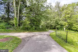 6950 Newberry Dr, Columbia, MD 21044 - Photo 58