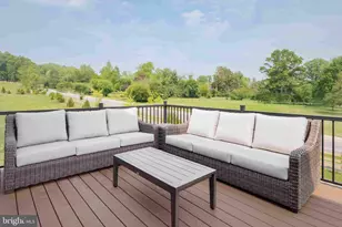 5435 Pondview Ln, Ellicott City, MD 21043 - Photo 20