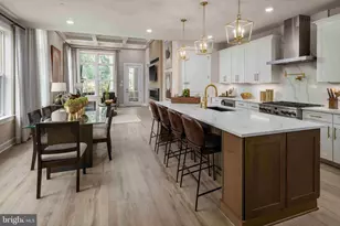 5446 Pondview Ln, Ellicott City, MD 21043 - Photo 4
