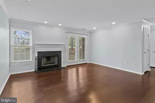 4704 Dorsey Hall Dr, Ellicott City, MD 21042 - Photo 2