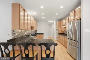 8704 Timber Oak Ln, Laurel, MD 20723 - Photo 10