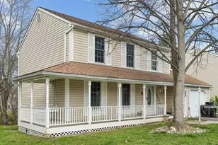 6413 White Peach Pl, Columbia, MD 21045 - Photo 2