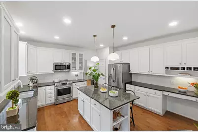 12113 Hidden Waters Way, Clarksville, MD 21029 - Photo 10