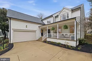 12113 Hidden Waters Way, Clarksville, MD 21029 - Photo 2