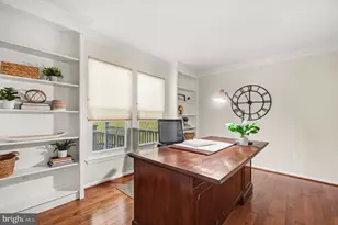 8319 Dawn Ct, Ellicott City, MD 21043 - Photo 10