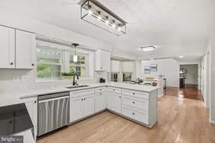 8319 Dawn Ct, Ellicott City, MD 21043 - Photo 20